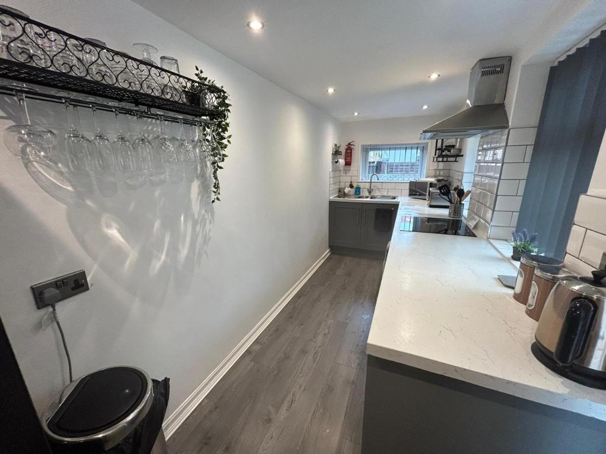 The Bungalow, Thornton-Cleveleys Villa Luaran gambar